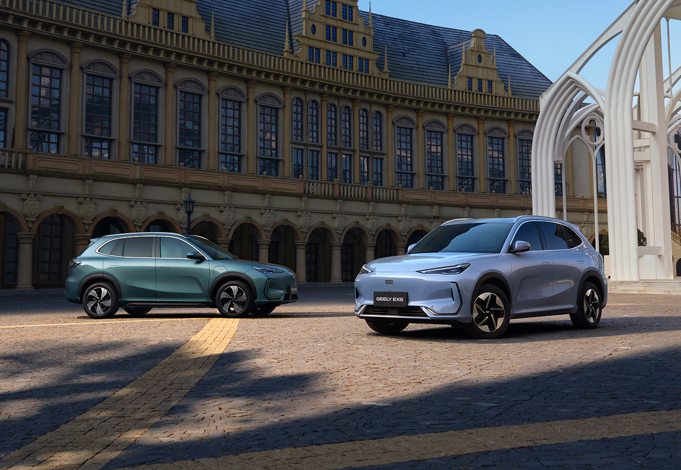 Сколько стоит новый электрический кроссовер Geely EX5: как выглядит ...